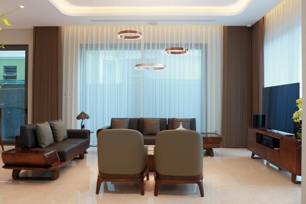 Terrasse côtière : choisissez les meilleurs matériaux pour affronter les intempéries avec brio