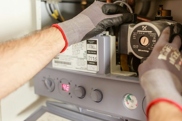Installation et dépannage de systèmes de chauffage pro: votre solution fiable